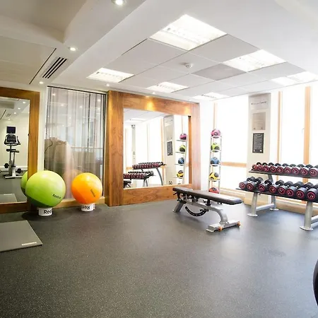 Hilton Garden Brindley Place 4*