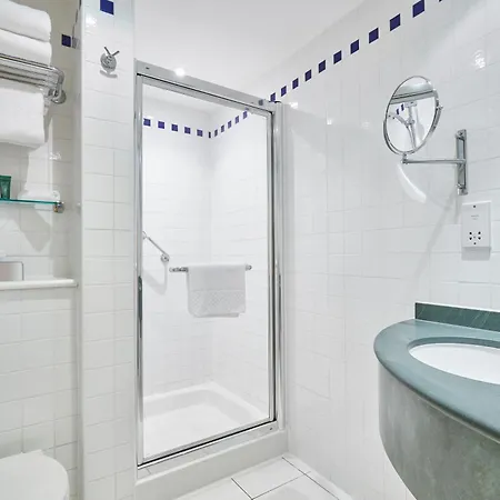 Hilton Garden Brindley Place 4* Birmingham